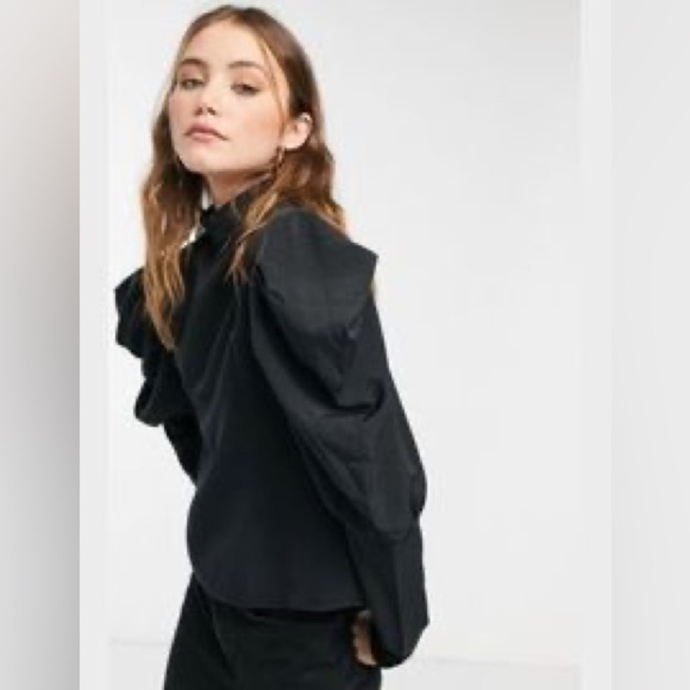 ASOS QED London puff sleeve blouse NWOT
